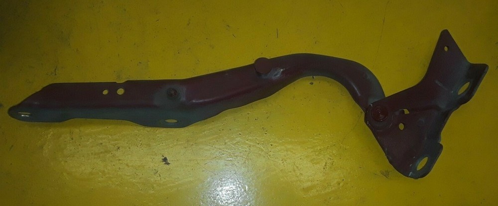 OEM FORD RIGHT HOOD HINGE SUPPORT 1L3416800-AA