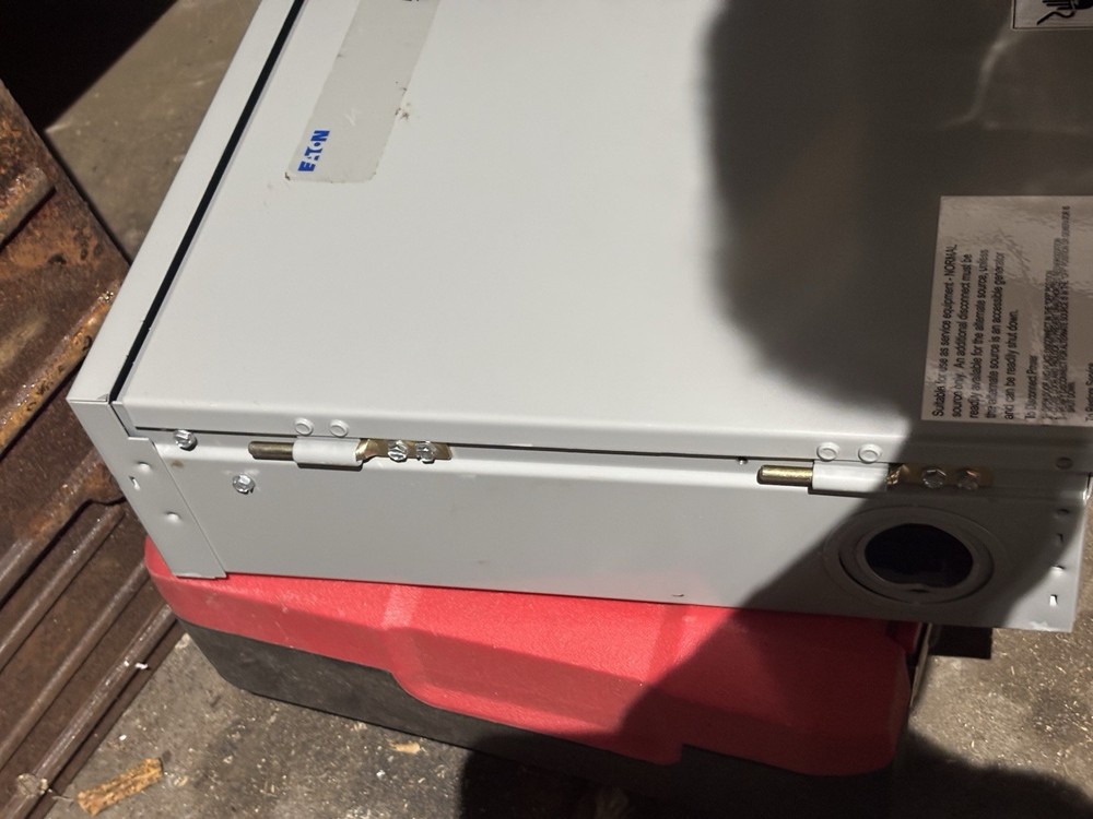 Eaton Automatic Transfer Switch 100 Amp 2 Pole Type N3R