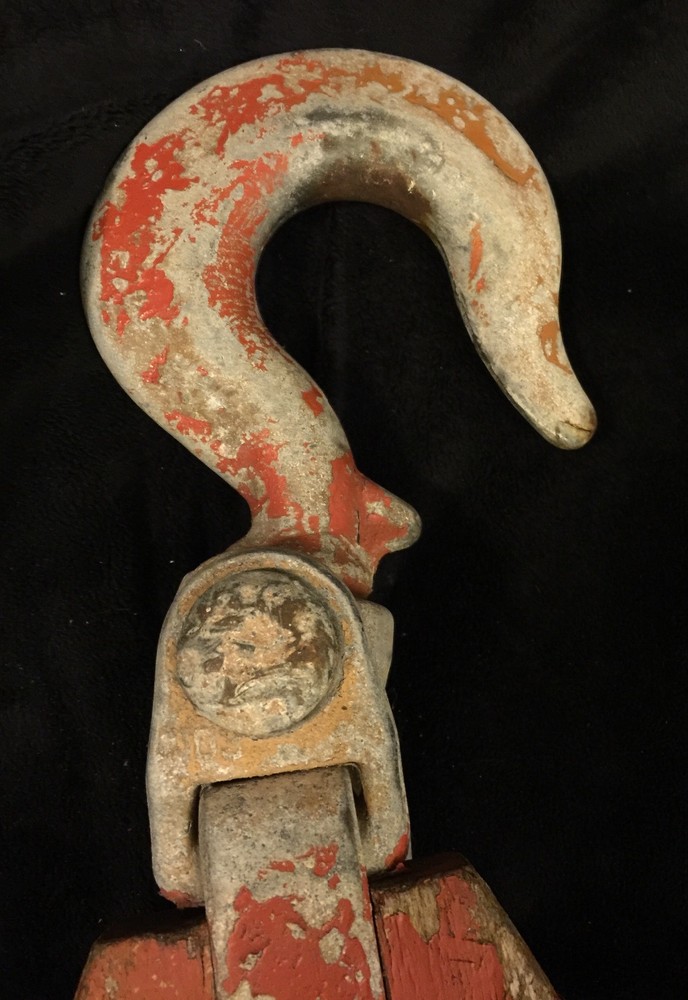 Vintage Snatch Block double pulley hook and swivel. fully functional