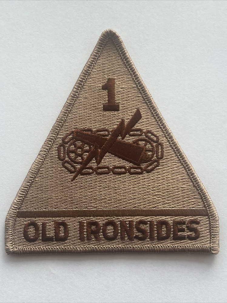 Army Patch: 1st Armored Division - tan, Desert