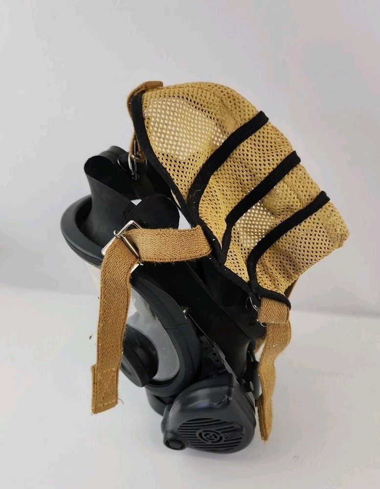 MSA Ultra Elite Respirator Size : Medium .