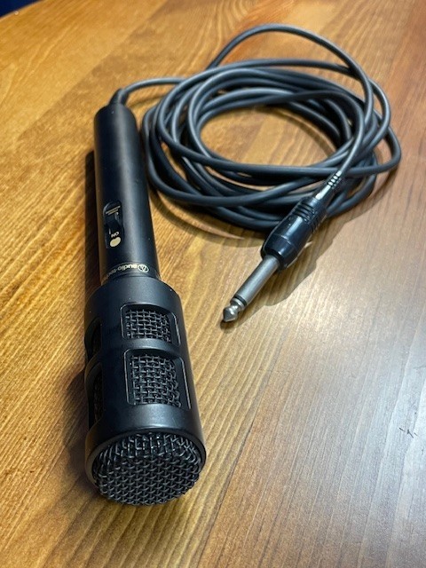 Audio Technica AT9100 Low Impedance Unidirectional Dynamic Microphone