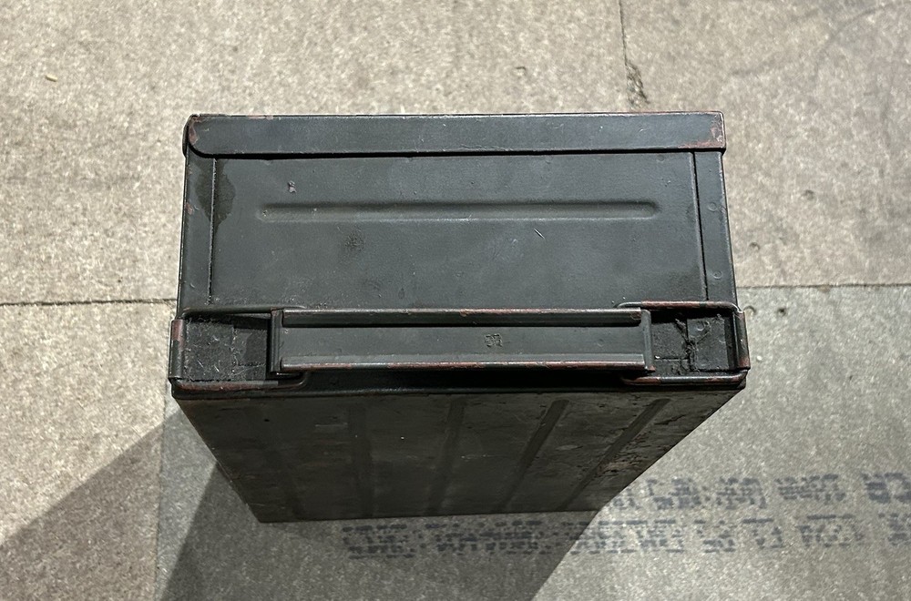 Italian Post War Brn Mag Box