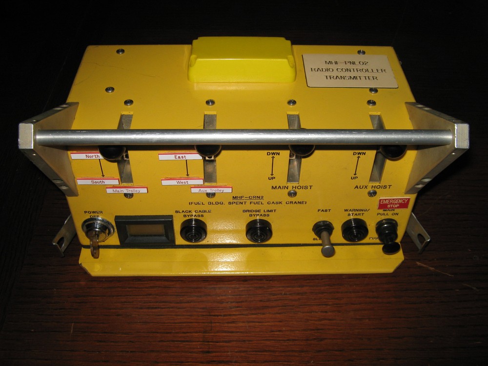 Control Chief Crane Remote Transmitter, Type LM, Used