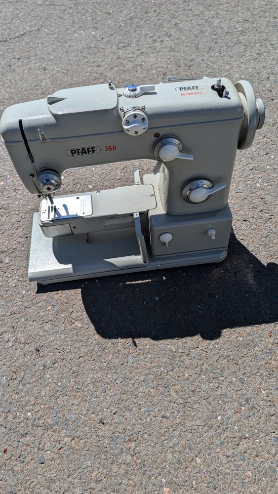PFAFF Model 360 Automatic Sewing Machine