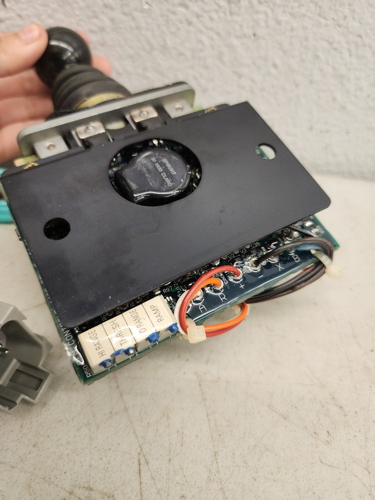 Grove 7352000971 Joystick Controller For Parts