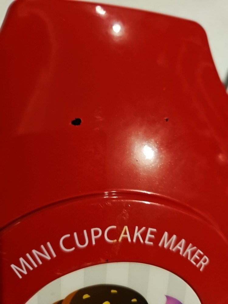 NEW Unboxed Tested Bella Cucina Mini Cupcake Maker Makes 7 Mini Cupcakes
