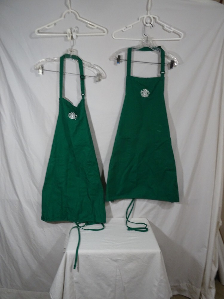 Starbucks Green  Apron  33"  x 27" double front   pockets 2 pieces