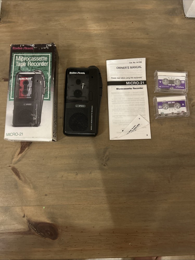 RADIO SHACK MICROCASSETTE TAPE RECORDER MICRO 21 IN BOX MANUAL TESTED