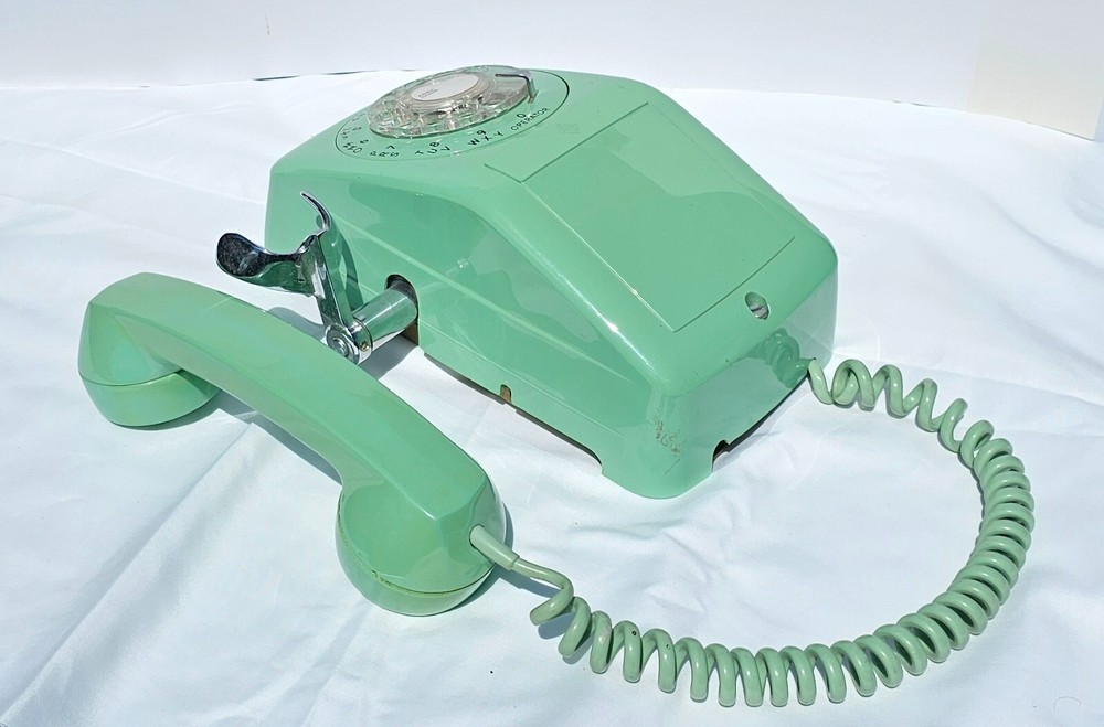 AE 90 telephone 1950's