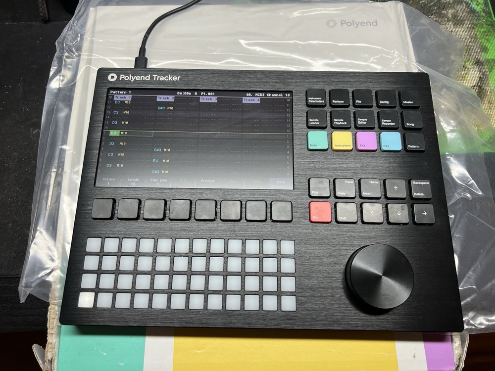 Polyend Tracker Groovebox