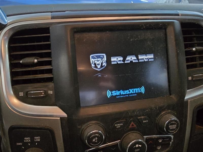 RAM1500 2013 Accessory Holders 587045