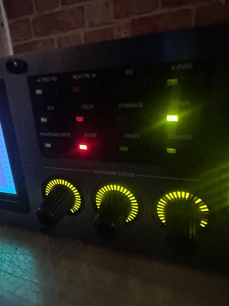 dbx driverack 480 Complete Equalization & Loudspeaker Management System