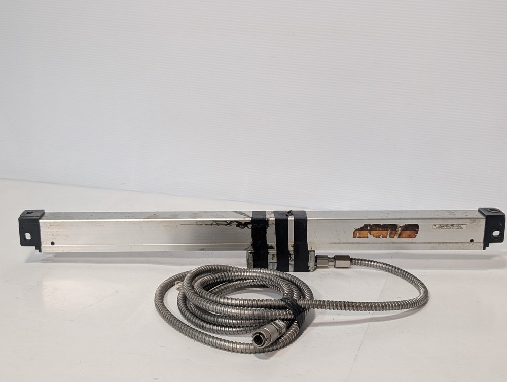 Assorted Mitutoyo linear encoder scale components, sensor cable *FOR PARTS*