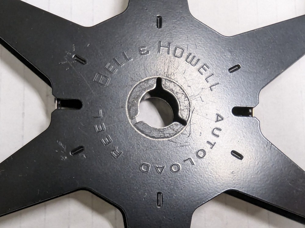Bell & Howell Autoload Super 8 Projector 357B Motor Runs Needs Bulb