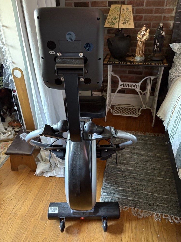 FITNESS REALITY 4000MR Magnetic Rower Rowing Machine with 15 Workout Programs