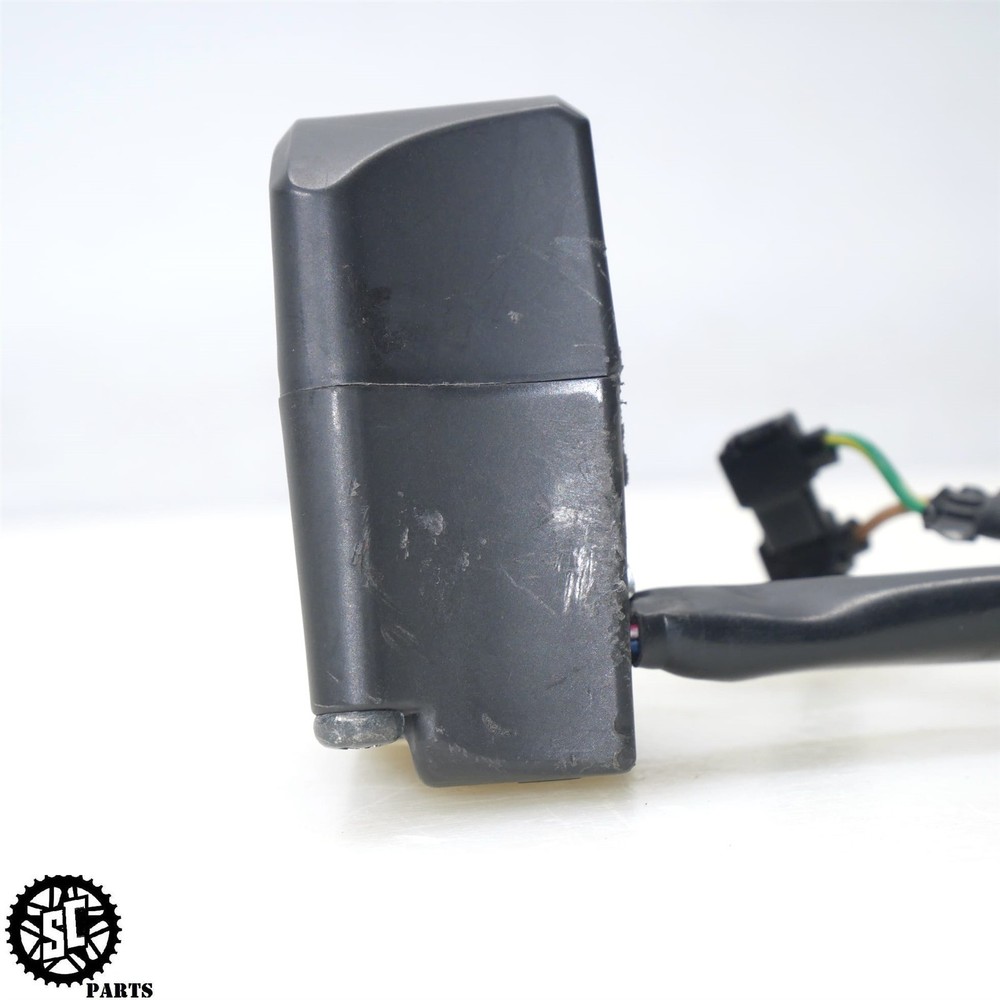 2012-2014 YAMAHA YZF R1 RIGHT CONTROL KILL START SWITCH Y13