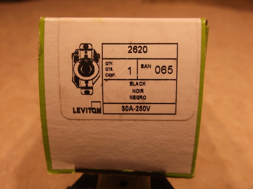 LEVITON 2620 RECEPTACLE LOCK, C0204