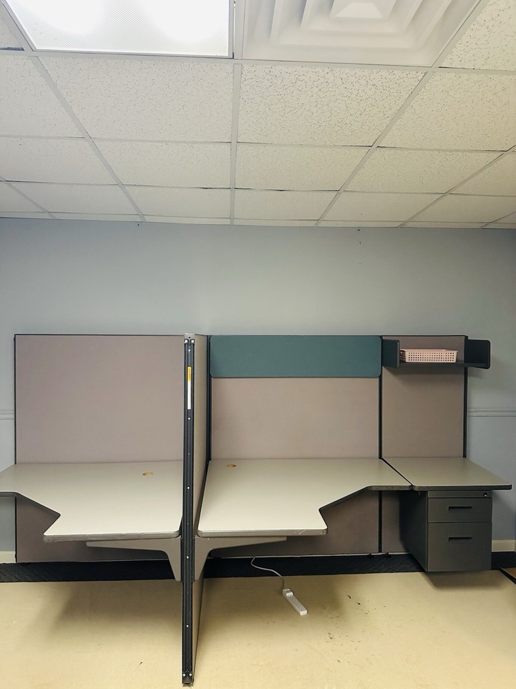 Used Grey Medium Sized Office Cubicles In Good Condition