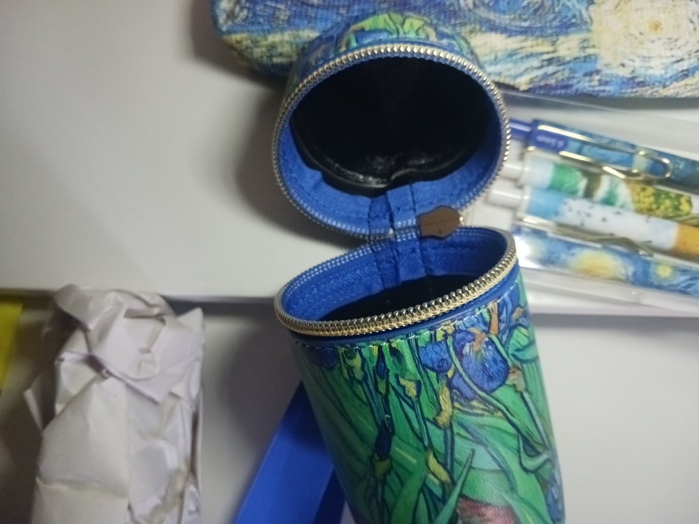 Impressionist Bag Set With Pens