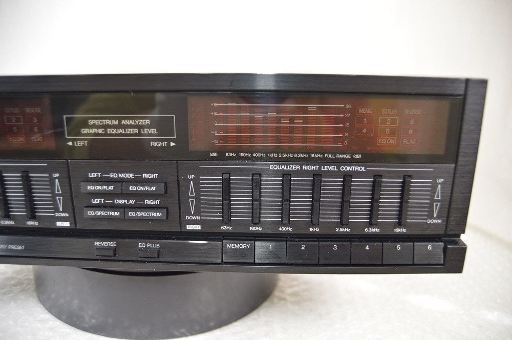 Technics SH-E70A 7-Band Graphic Equalizer W/ Spectrum Analyzer Tested Excellent