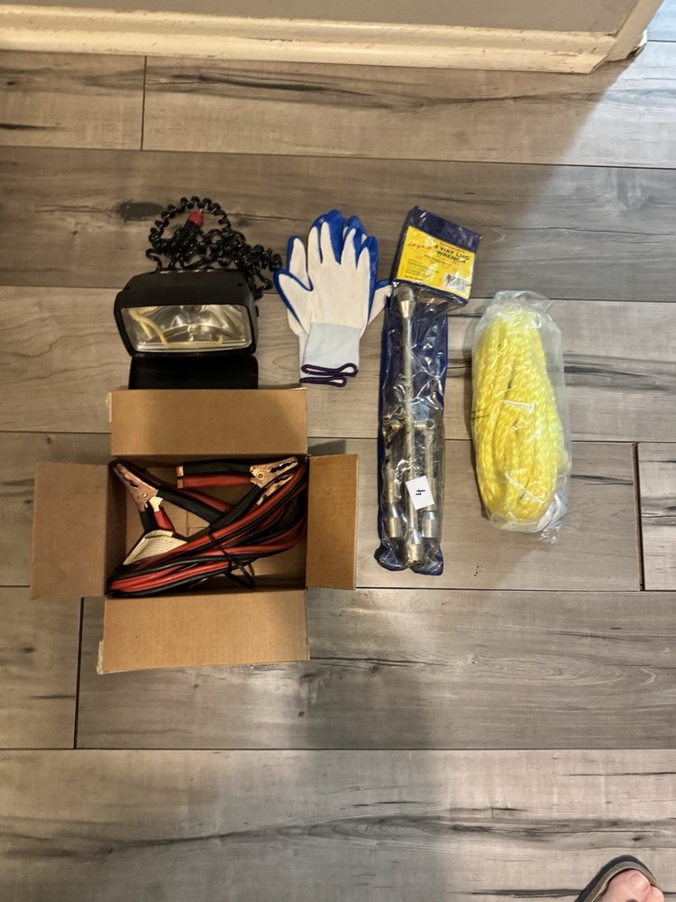 Car Emergency Kit - Emergency Kit for Roadside Assistance,