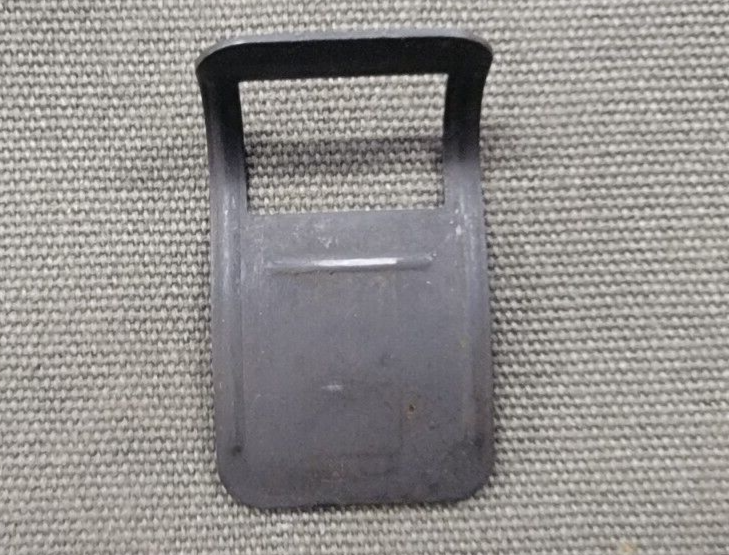 M1 GARAND REAR SIGHT COVER