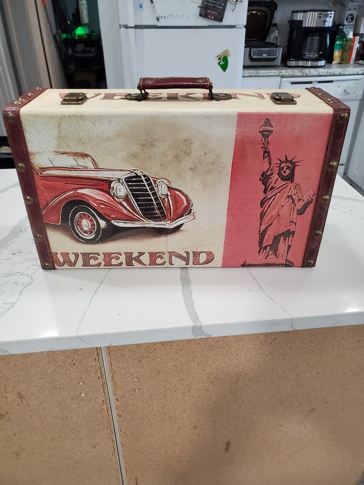 Cool Wood Trunk/suitcase.   Vintage