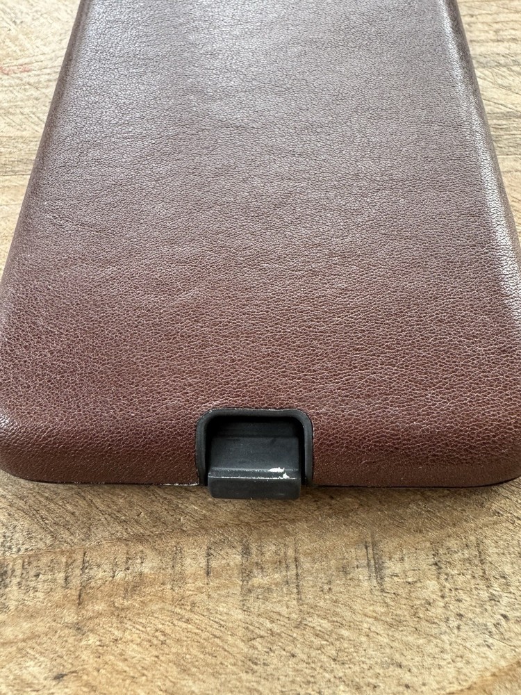 Mophie iPhone 7 Plus Charge Force Case Tan Brown Leather