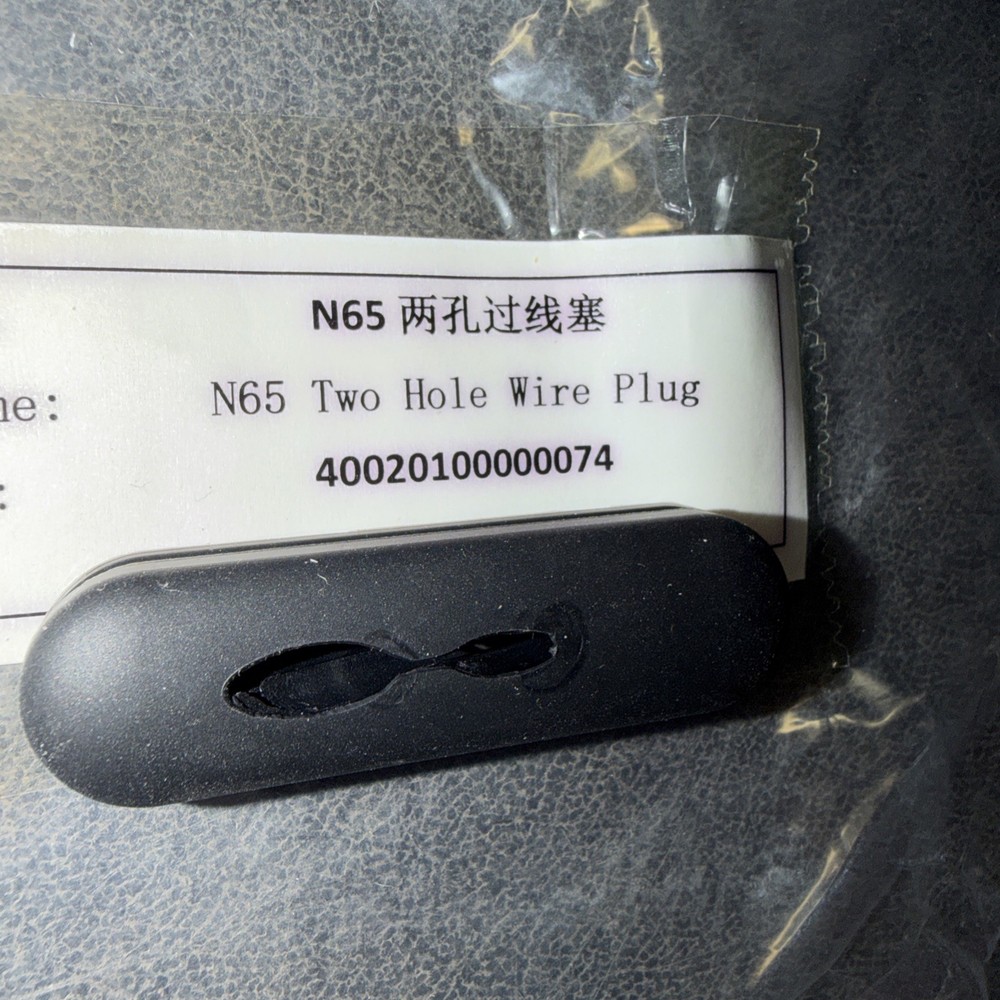 NAVEE N65 TWO HOLE WIRE PLUG 40020100000074