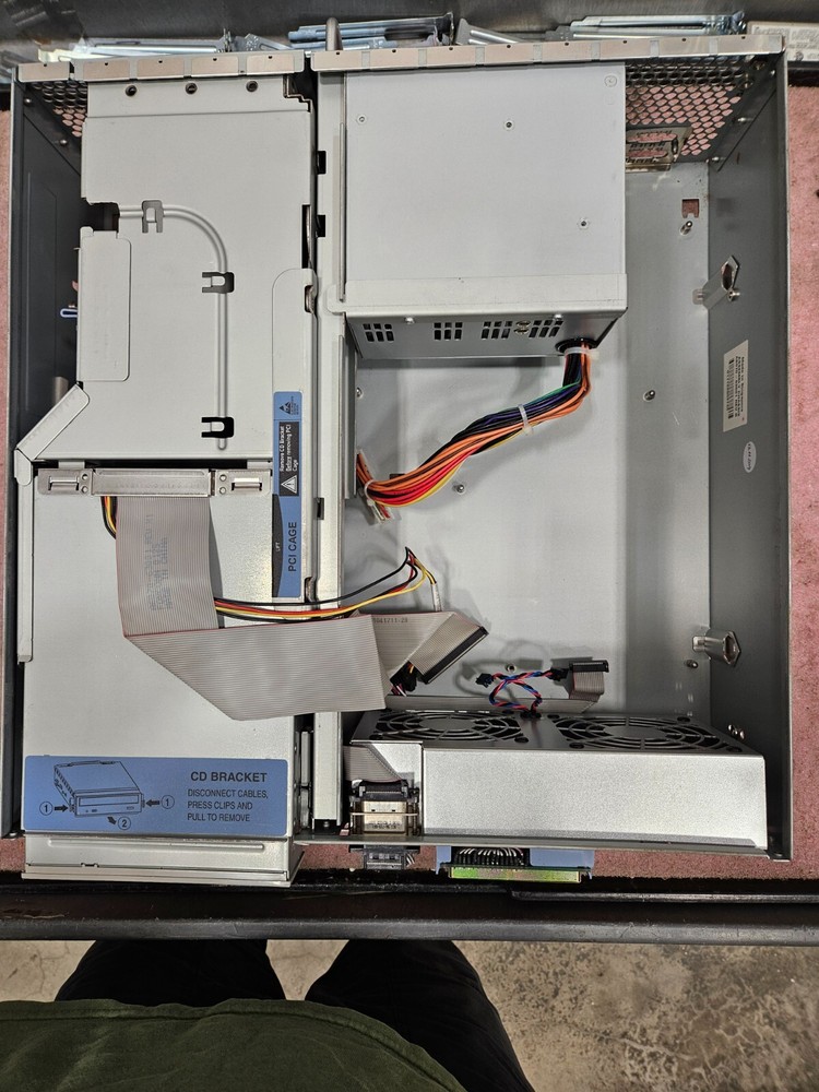 HP B2600 A6070A with No Motherboard ***No systemboard***