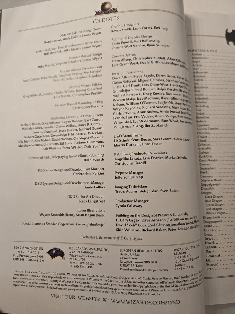 4th Edition Dungeon Master's Guide. 1st Printing