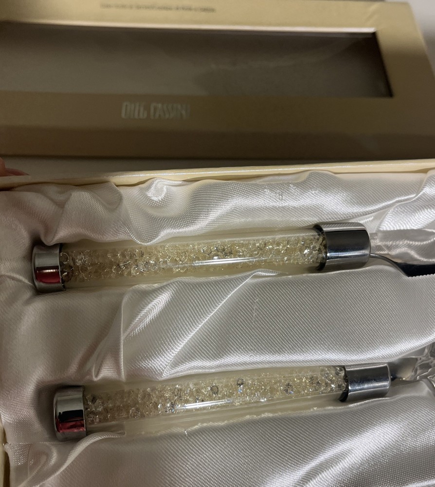 Oleg Cassini Crystal Diamond Handle Wedding Cake Knife and Server Set