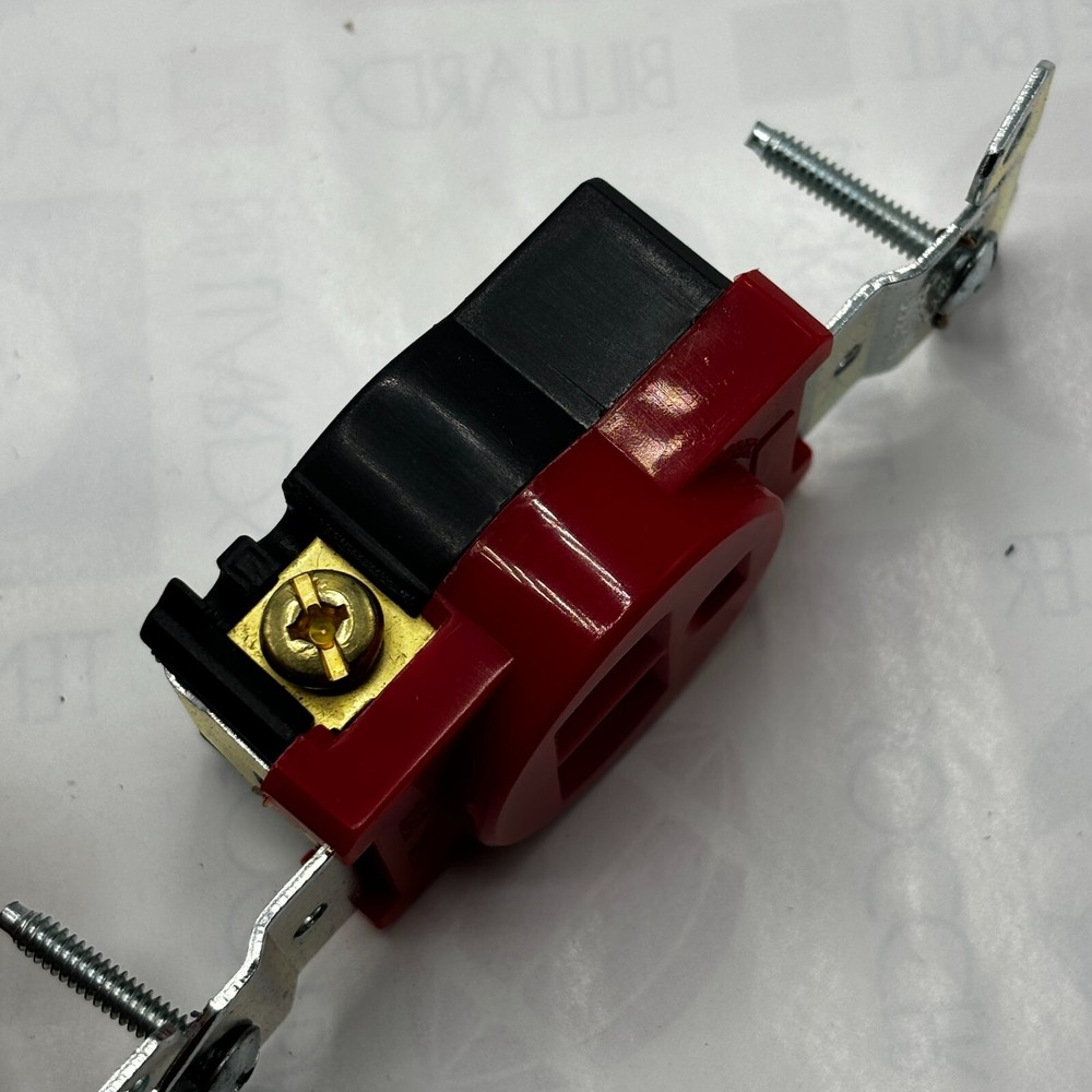 COOPER 5261RD SINGLE RECEPTACLE 15 AMP, 125 VOLT ⭐