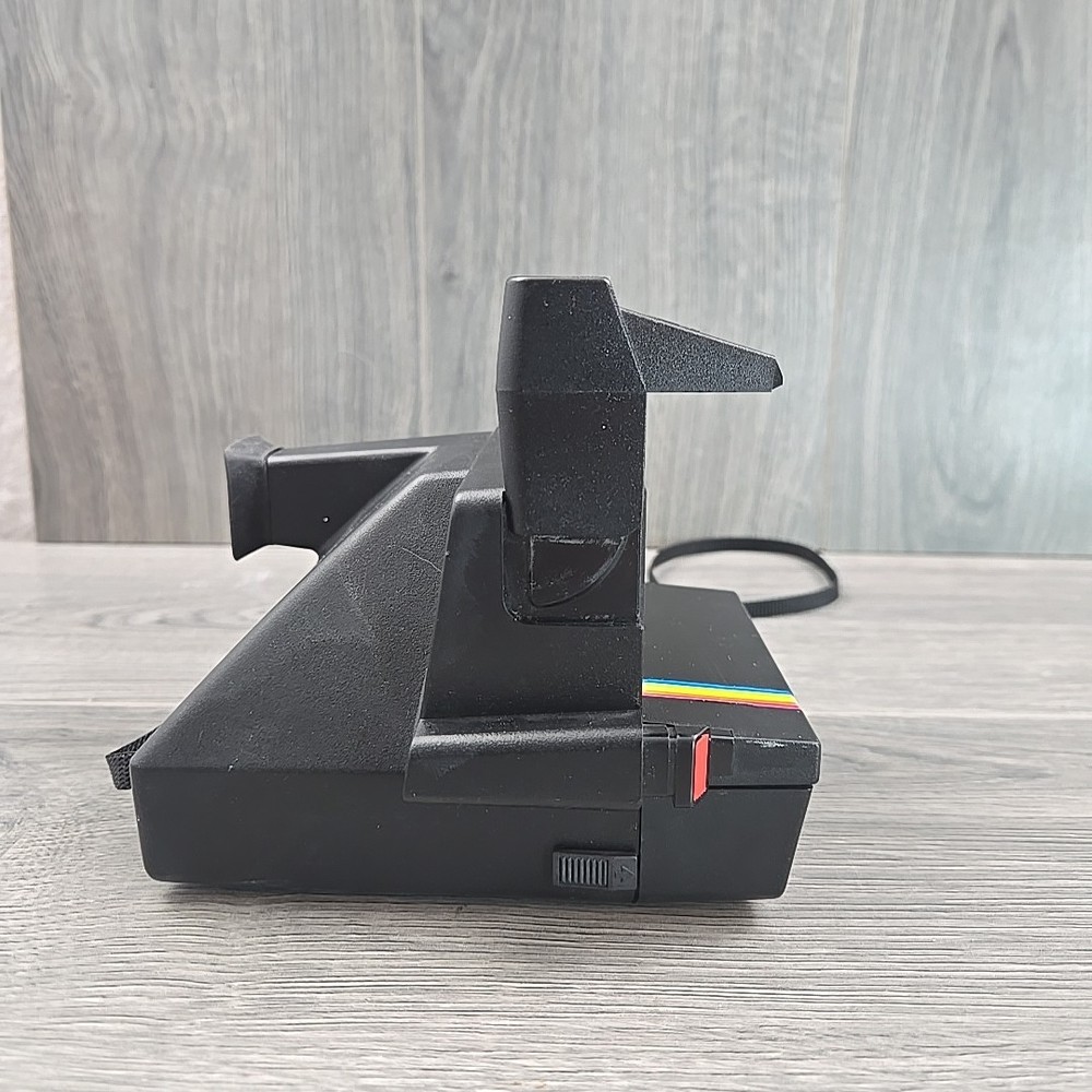 Vintage Polaroid One Step Rainbow Stripe 600 Instant Film Camera UNTESTED