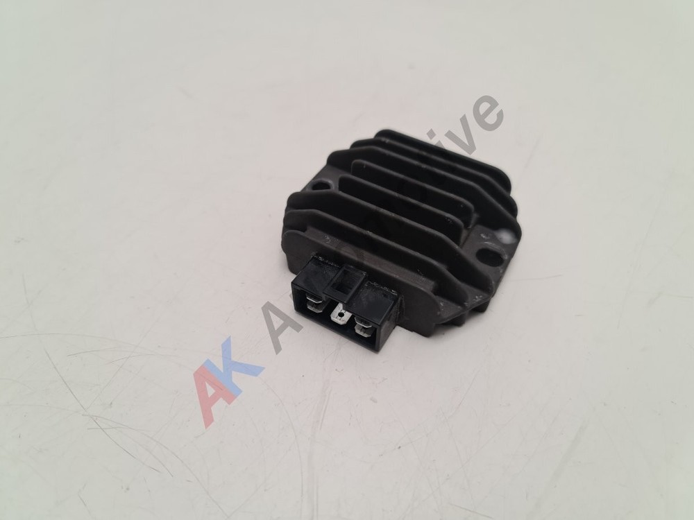 Piaggio Vespa Primavera 125 2017~2023 - Voltage Rectifer