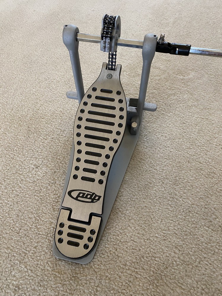 PDP double bass pedal - chain drive