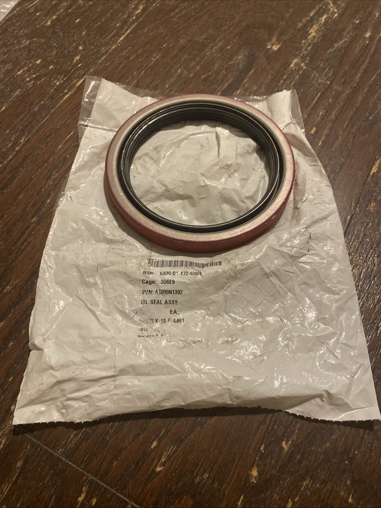 AXLETECH INTERNATIONAL PLAIN ENCASED SEAL 5330-01-172-6381, A1205N1392, OEM-NEW