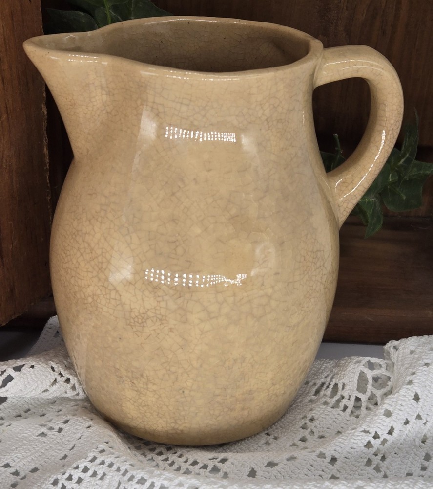 stoneware pitcher w/ fall barn (25164) hand painted