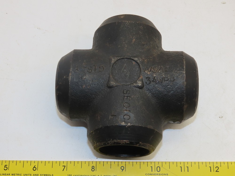 1-1/2 Sch STD A/SA234 WPB Seamless Butt Weld Pipe Cross"