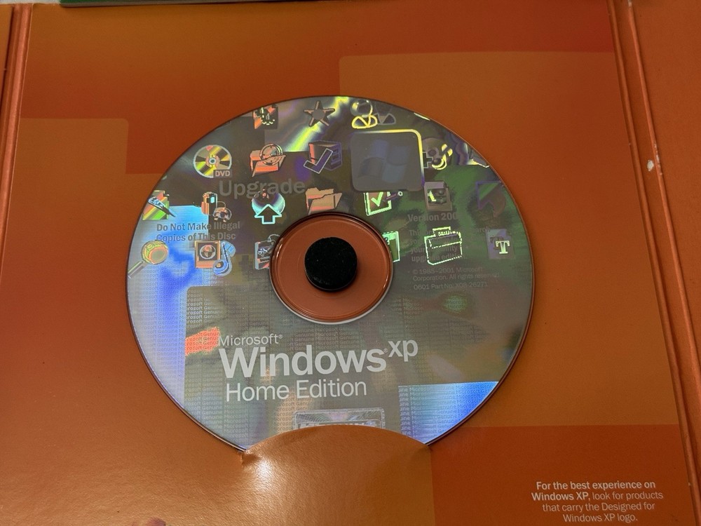 Microsoft Windows XP Home Edition 2002 Pre-owned Used See Description