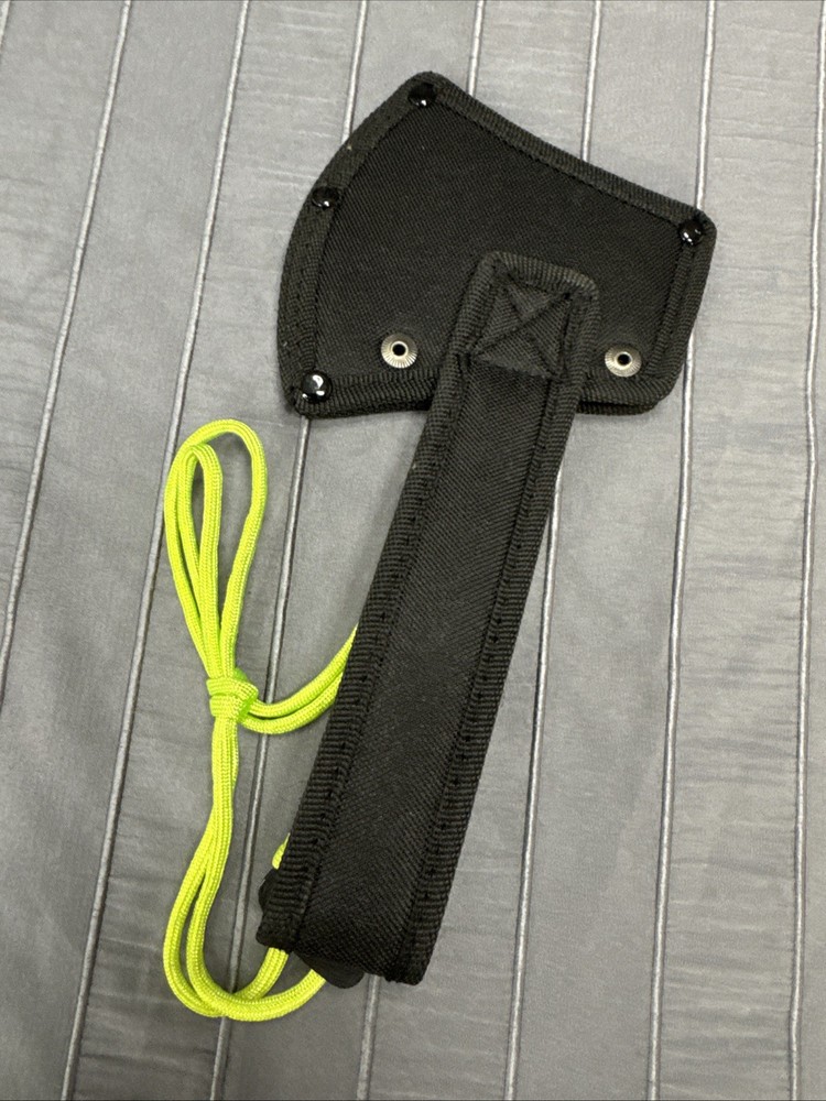 Z-Hunter Hatchet With Belt Holster