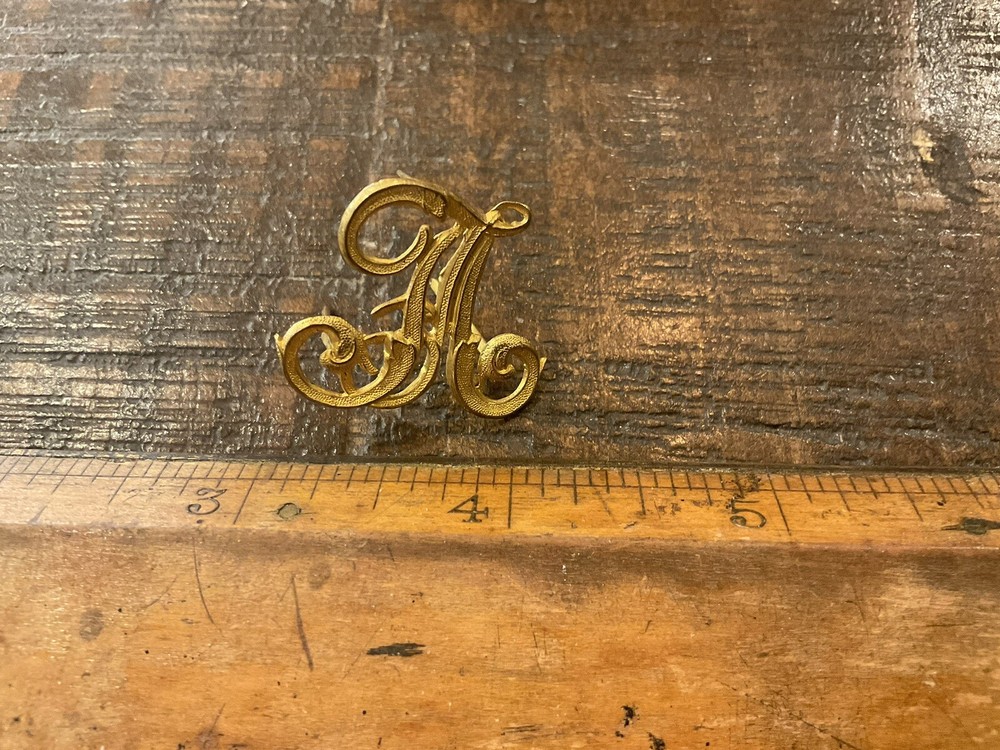 ORIGINAL WWI OR WWII GERMAN SHOULDER BOARD CYPHER - FA ?