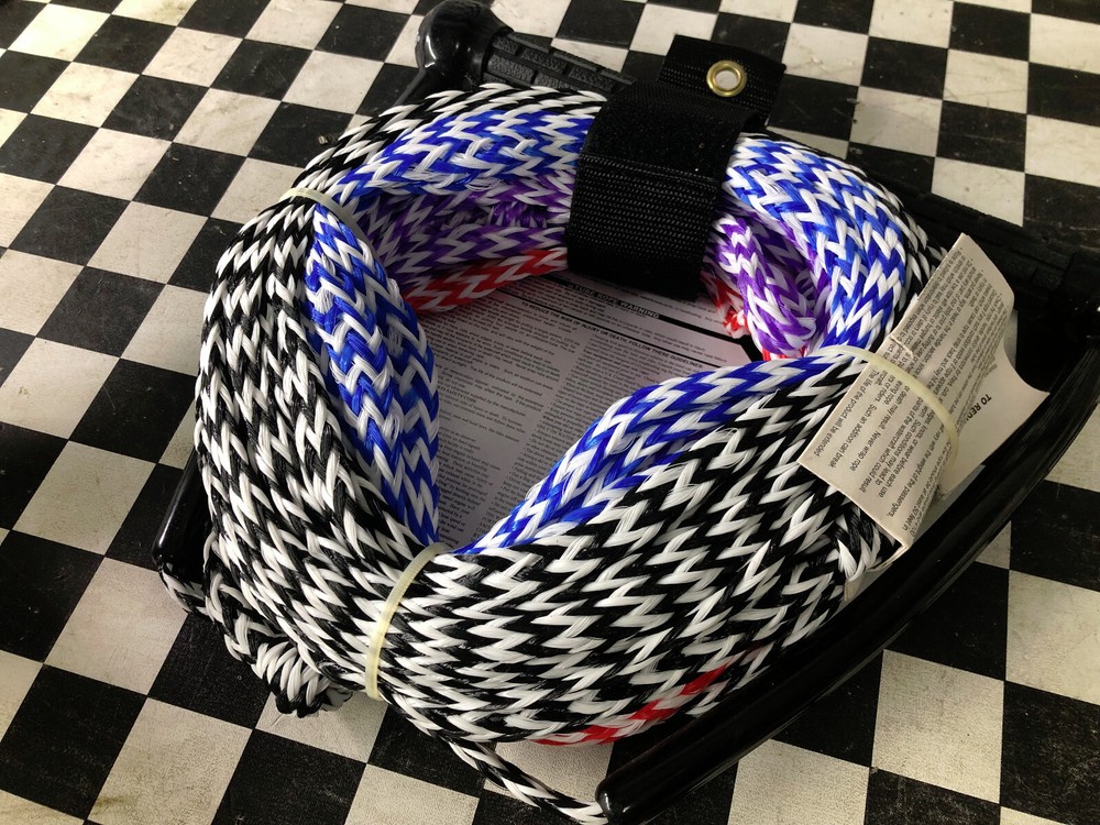 Slippery 75 ft. 16 Strand MultiColor 4 Section WaterSki Wakeboard Rope w/ Handle