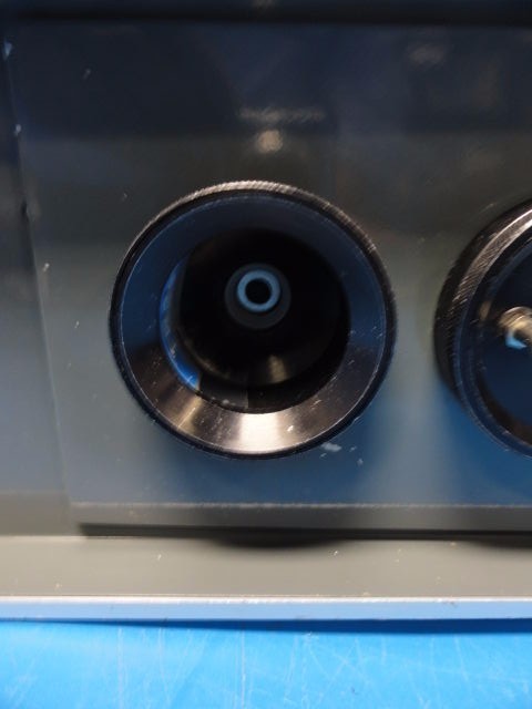 KARL STORZ 483C TWIN COLD LIGHT SOURCE / ILLUMINATOR (10841)