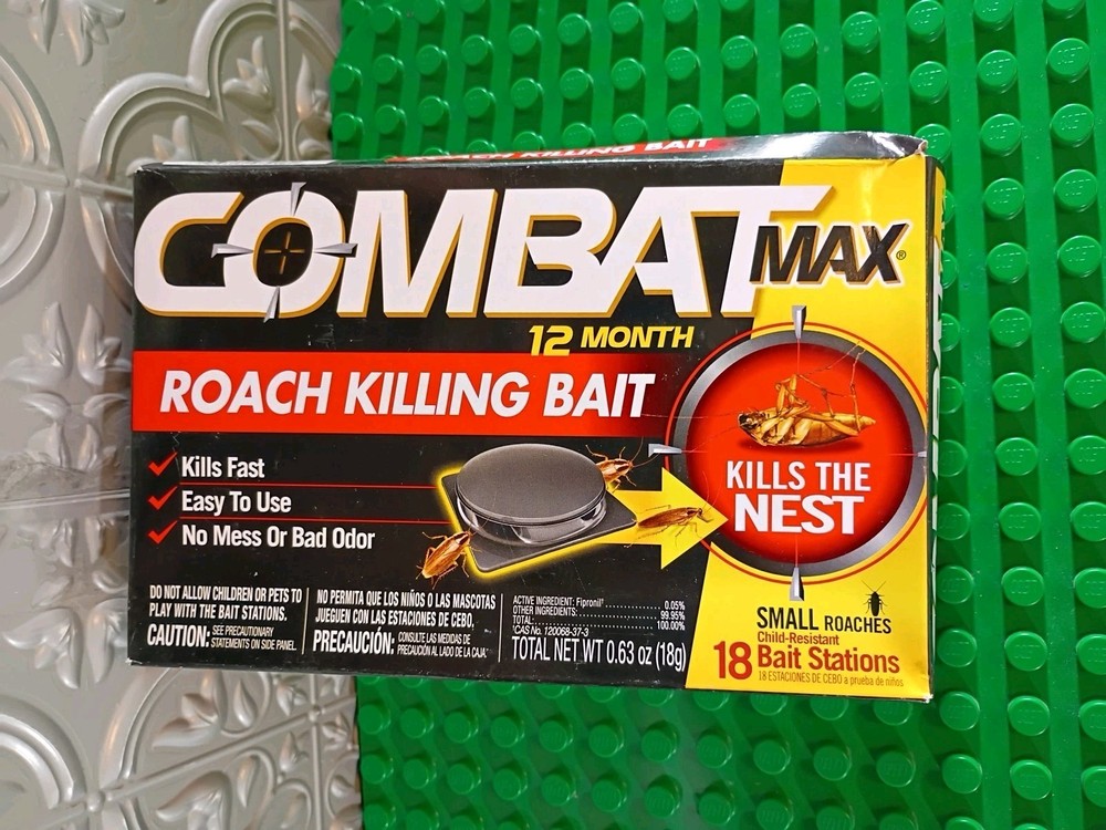Combat Max 12 Month Roach Killing Bait Small Roach Child-Resistant 18 Count