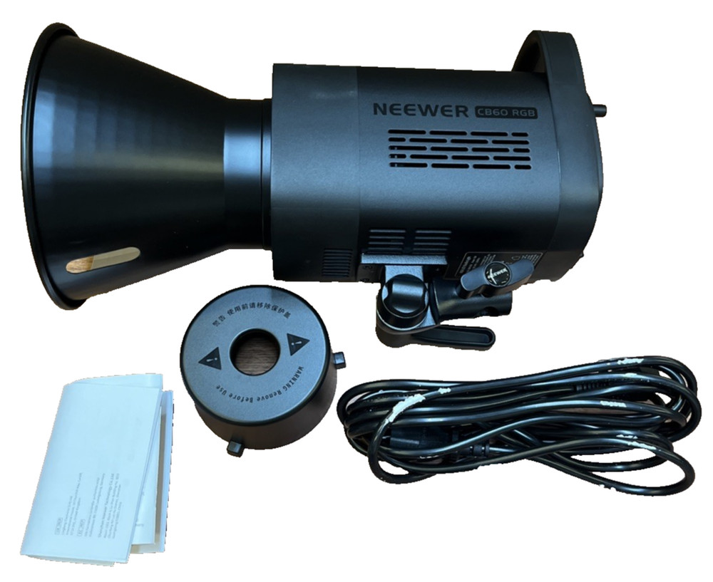 NEEWER CB60 RGB Video Light