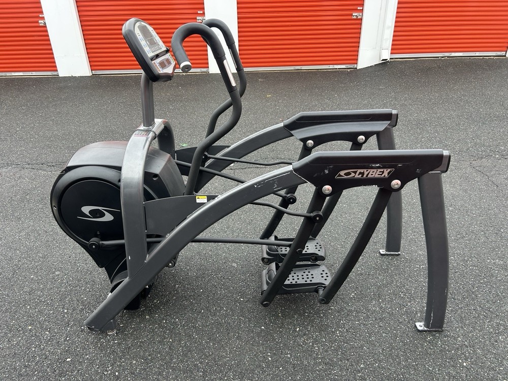 CYBEX 630a Total Body Arc Trainer ~~