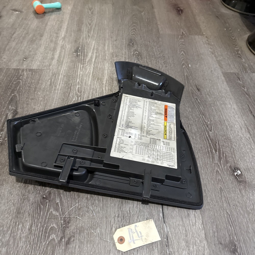 Volvo VNL Dash Panel | P/N: 20467433