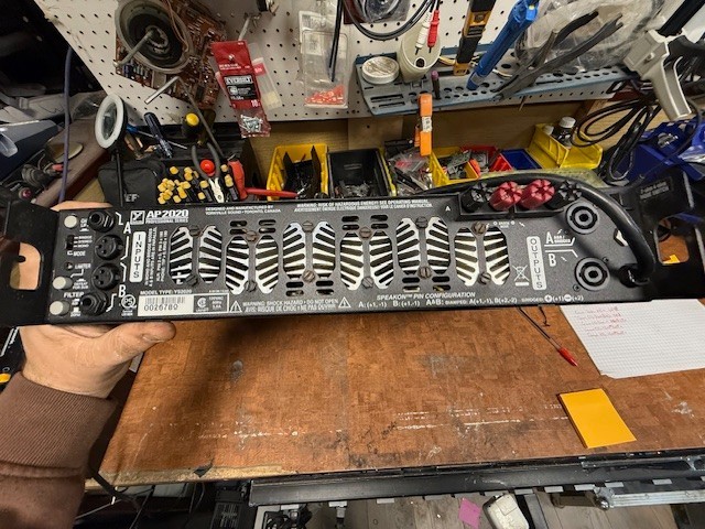 YORKVILLE AP2020 AMPLIFIER